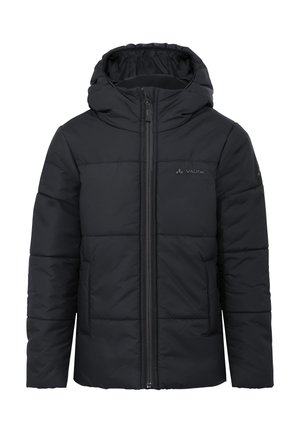 Giacca invernale imbottita nera con cappuccio, zip frontale, due tasche laterali e piccolo logo Vaude sul petto e sulla manica.