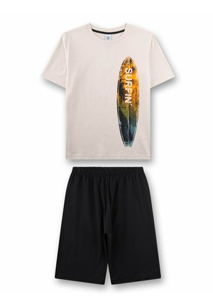 Short-sleeve cream T-shirt with a surfboard graphic in orange and blue, paired with black elastic waist shorts, made of soft fabric.