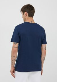 Terranova - T-shirt z nadrukiem