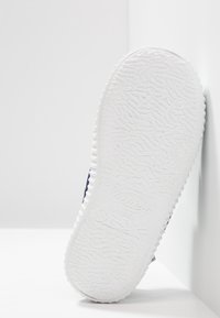 Victoria Shoes Tenisky - marino