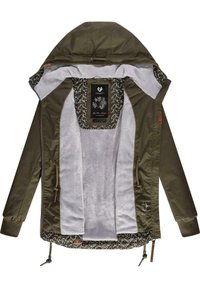 Olivengrønn jakke med en teksturert grå foring, mønstret innside, justerbar hette og sidelommer; har glidelås og snorfunksjoner.