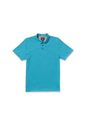 Polo à manches courtes en turquoise vif avec une finition texturée, doté d'un col et d'une fermeture à trois boutons à l'avant.