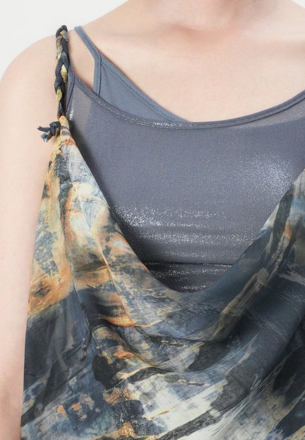 SUPER COWL TWISTED STRAPS - Top2