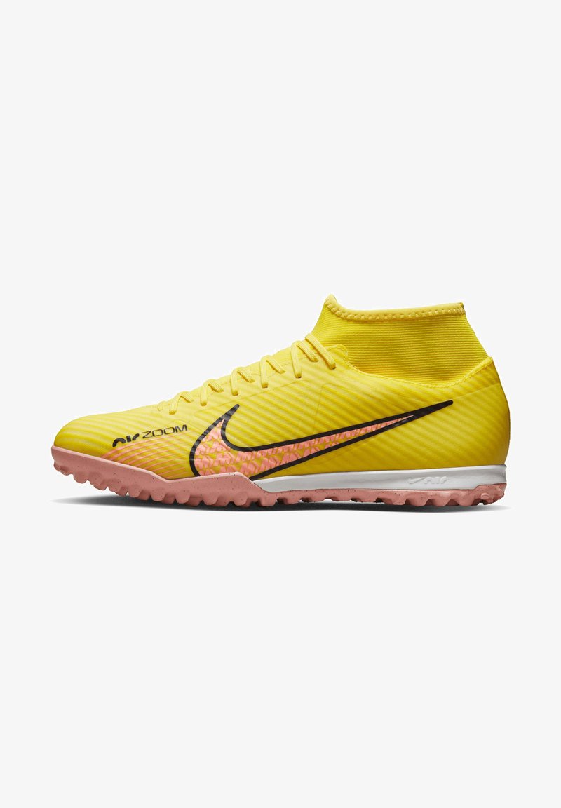 Nike Performance ZOOM MERCURIAL SUPERFLY 9 ACADEMY TF - Botas de futebol para piso sintético - yellow strike/sunset glow-coconut milk