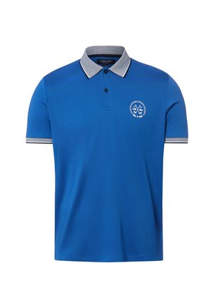 Polo bleu à manches courtes avec col et bordures des manches gris, deux boutons noirs, et logo blanc du club sportif sur la poitrine gauche.