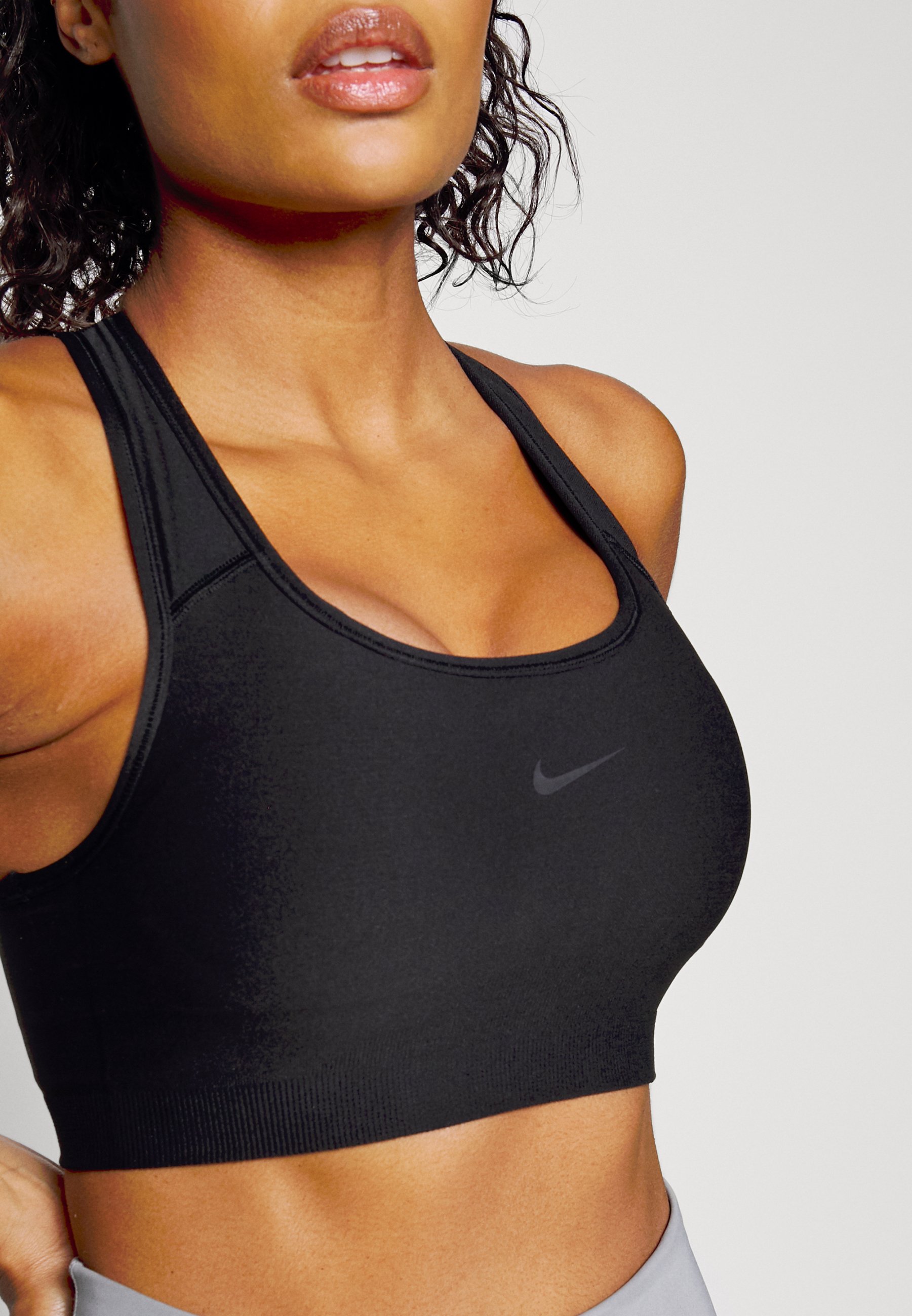 nike bra sport