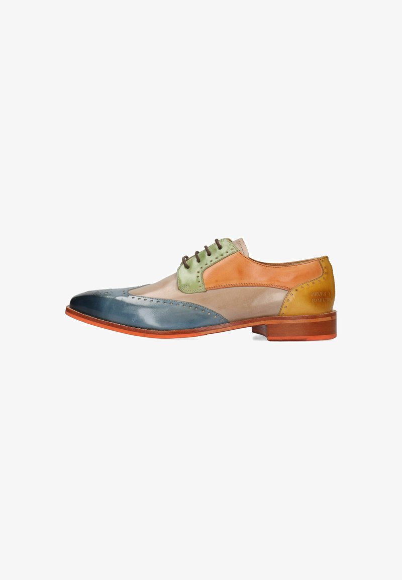 Multikleurige oxford schoen met glad leer in blauw, groen, oranje en tan. Inclusief wingtip-details en bruine veters.