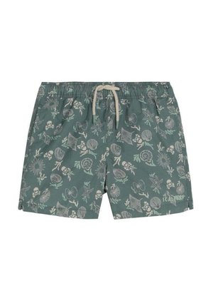 Bañador corto verde con patrones blancos de temática marina que incluyen conchas, estrellas de mar, calaveras, corales y un cordón blanco en la cintura.