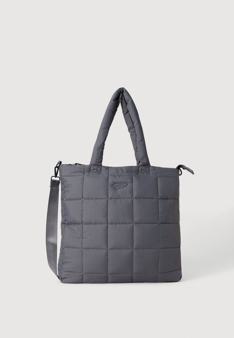 Borsa a tracolla trapuntata grigio scuro con manici imbottiti e tracolla regolabile, caratterizzata da un piccolo logo stampato al centro nella parte anteriore.