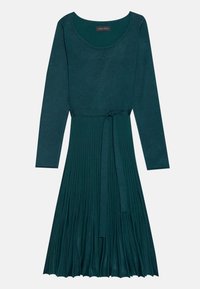 Abito lungo teal a maniche lunghe con corsetto aderente e gonna plissettata. Il materiale presenta una texture morbida e include una cintura legata in vita.