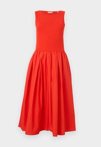 Επιλέχθηκε, perfect red