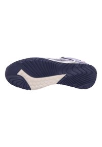 Suola di una scarpa, prevalentemente blu navy con gomma testurizzata. Presenta un motivo esagonale bianco e un bordo curvo per la trazione.