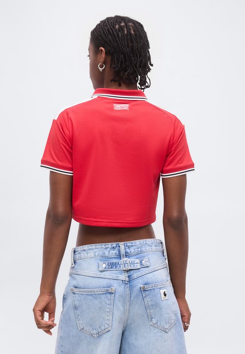 adidas Manchester United 26/27 Home Crop Asia Sizing 'Mufc Red' (Women's) — foto 3