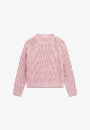 Pull en tricot rose avec un motif en chevrons, col rond, poignets et ourlet côtelés. La texture semble légère avec des détails en maille ouverte.