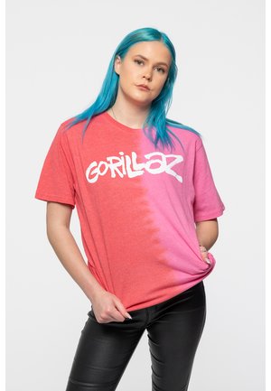 Paradiso Clothing GORILLAZ TWO TONE BRUSH DYE WASH - Print T-shirt - red