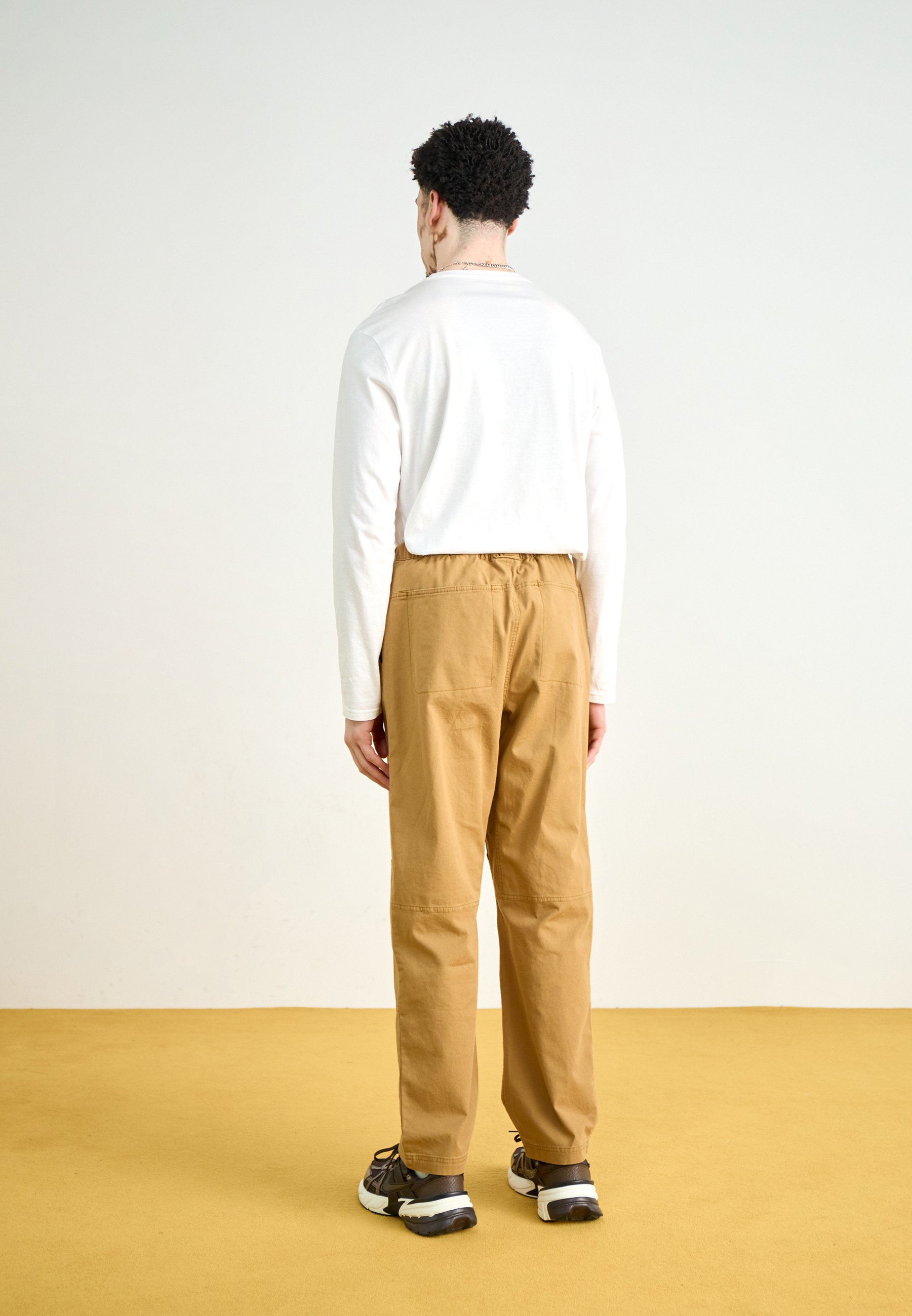 The North Face BETA UTILITY BELTED PANT - Trousers - utility brown