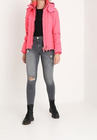Superdry & Co Let jakke / Sommerjakker - pink