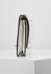 Calvin Klein Jeans Borsa a tracolla - white