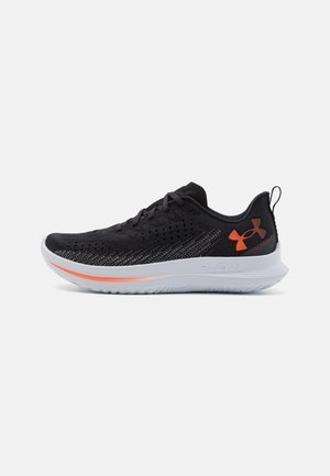 Scarpe da corsa su strada - black