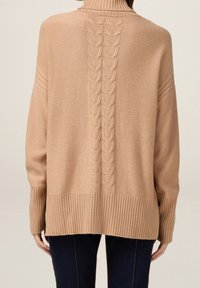 Oltre Sweter