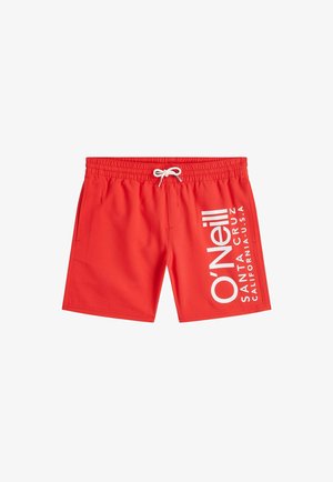 Shorts de bain rouges avec taille élastique et cordon blanc, avec le texte vertical blanc "O'Neill Santa Cruz California U.S.A" sur la jambe droite.