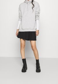 Vero Moda Gonna a campana - black