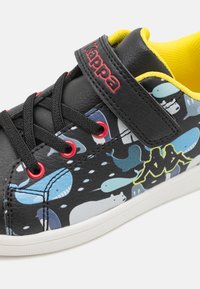 Kappa UNISEX - Sportcipő - black/red