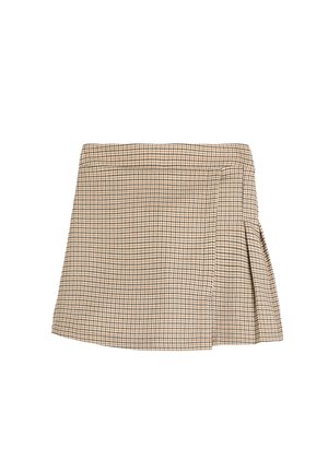 Mini falda a cuadros en tonos beige, con un diseño envolvente, acento plisado y una textura suave. Ideal para varios atuendos casuales.