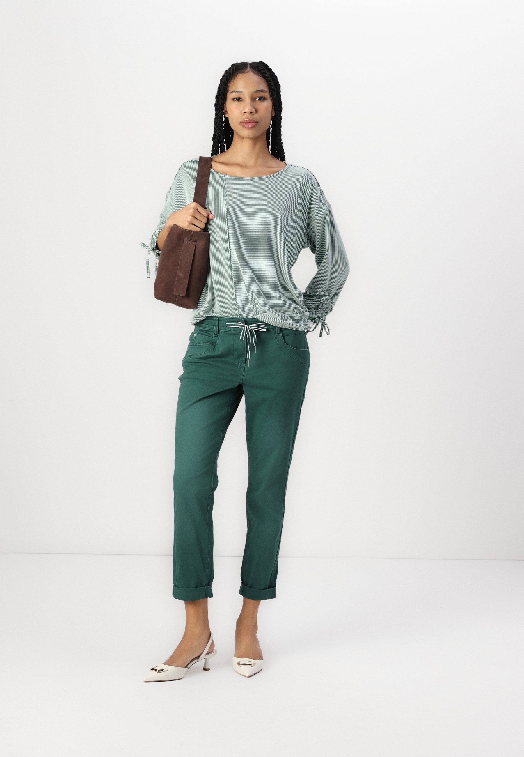 売れ筋商品|||トム テイラー デニム Tシャツ レディース トップス STRUCTURED STRIPE - Long sleeved top - green/white T-JUST-LS-E10 Man: Long-sleeve T-shirt with fly embroidery