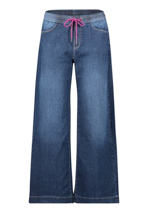 Pantalons en denim à jambe large, de couleur bleu foncé avec une finition texturée. Équipés d'une taille élastique avec un cordon de serrage rose et deux poches avant.