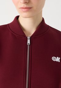 Calvin Klein Jeans Sweater met rits - deep rouge