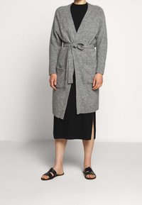 WEEKEND MaxMara Kardigan - light grey