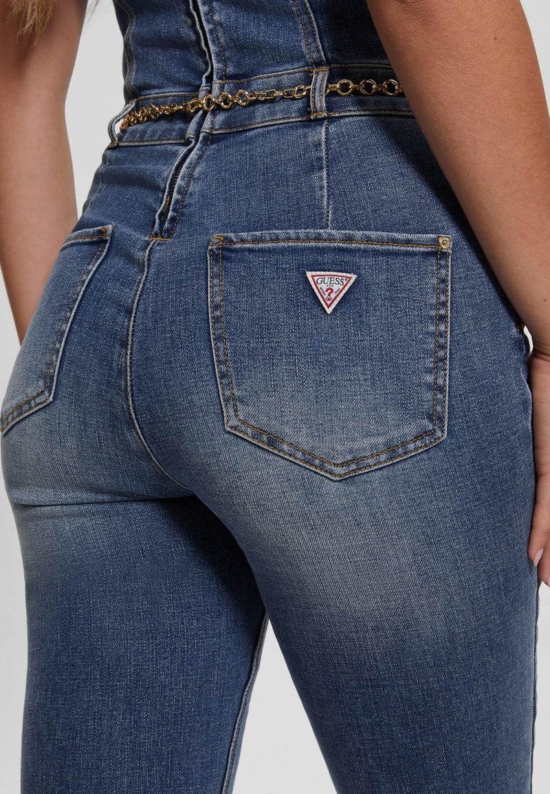 Combinaison GUESS Avec Détail Chaîne - Taille M, Neuve Avec étiquettes