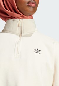 adidas Originals HALF ZIP - Športni pulover - white