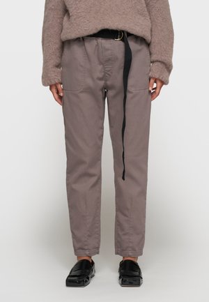 BOTTOMS BELTED - Chino - moonrock