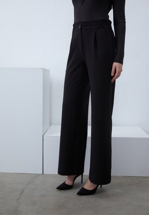 Trousers - black