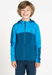 Blaues Zip-Up-Jacke mit Kapuze, mit einem zweifarbigen Design; das Material wirkt weich und glatt, mit einem Logo auf der oberen linken Seite.
