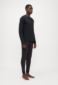 BOSS RELAX LONG - Pyjama - black