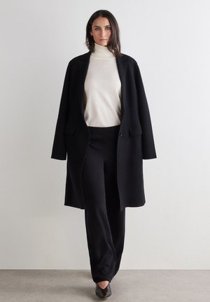 Falconeri, ULTRAFINE ROLL-NECK - Strickpullover - White