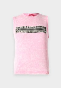 Ermeløs rosa bomull T-skjorte med en horisontal svart-hvit mønstret stripe over brystet. Rund halslinje, myk tekstur.