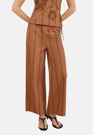 Pepe Jeans, W11 FIAMMA PANT - Pantalones - earth brown