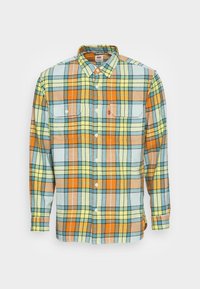 Não selecionado, jones starlight