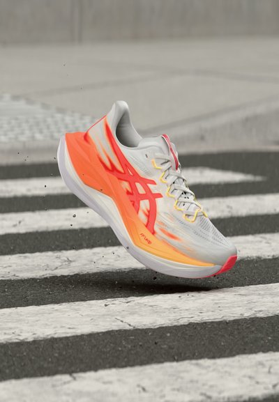 ASICS SUPERBLAST 3 Unisex