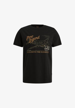 Schwarzes Baumwoll-T-Shirt mit einem bedruckten Flugzeugdesign in Weiß und Orange sowie dem Text "Pme Legend" und "Exploring the Elements."