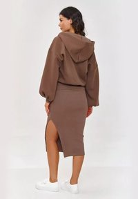 Makadamia - Sukienka dzianinowa