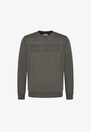 Mørk olivengrøn crewneck-sweatshirt med ribstrikkede manchetter og kant, med teksten "GABBIANO" på tværs af brystet i en matchende mørkere nuance.