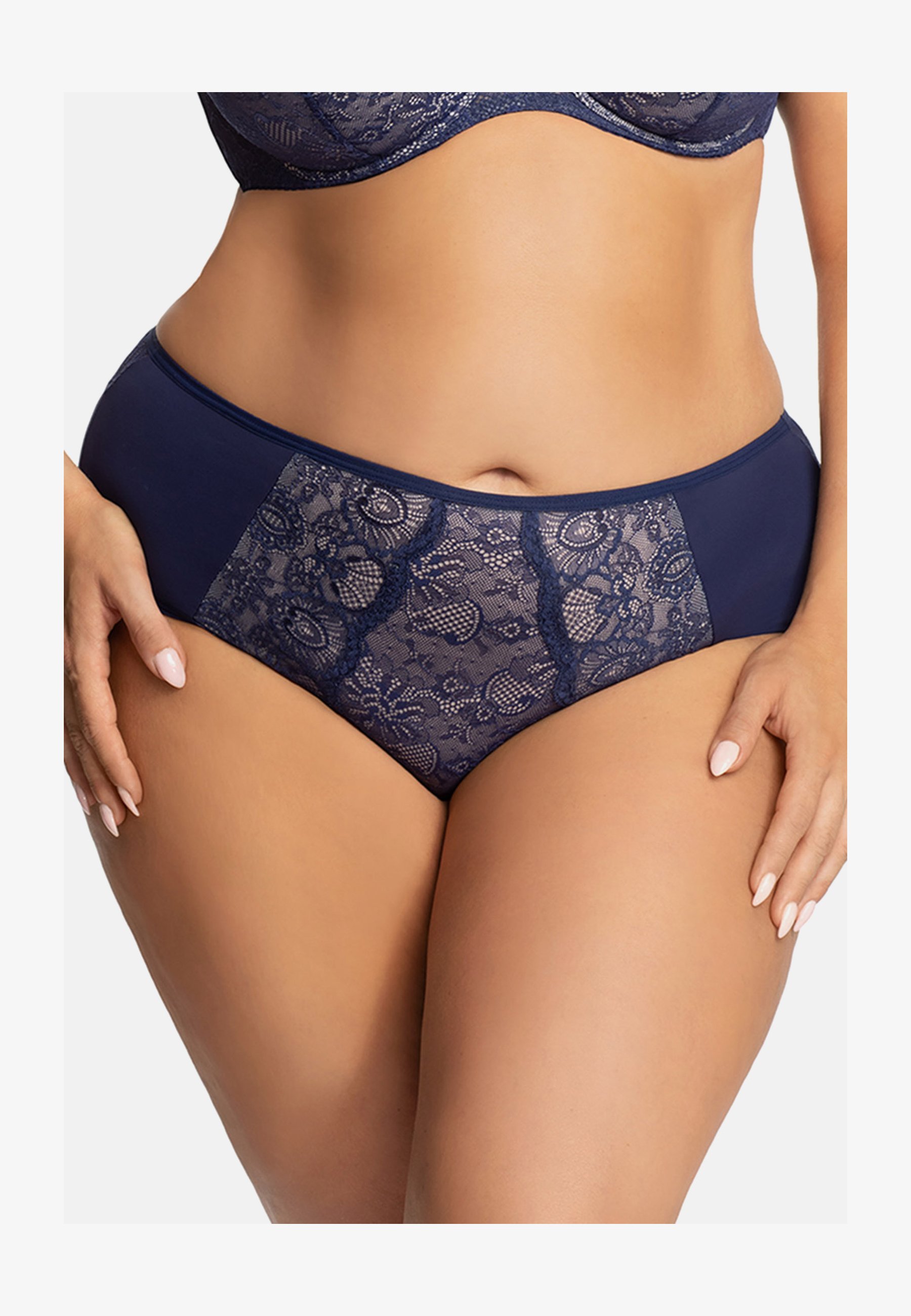 Gorsenia Slip Brasiliano Donna K685 Lara In Nero – Vita Regolare, Ricami Anteriore E Retro In Tulle, Tessuto Elasticizzato, Taglia S, Fatto In UE