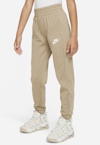 Nike Sportswear SPORTSWEAR - Trainingsanzug - light bone khaki white