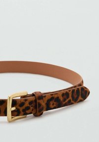Leopard print belt with a gold-tone metal buckle, brown leather backing, and soft texture, showcasing an animal print pattern.