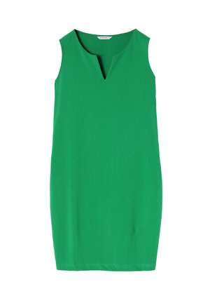 Vestido verde sin mangas, hecho de una tela suave, que presenta un escote en V y aberturas laterales cerca del dobladillo para facilitar el movimiento.